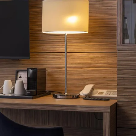 マリティム ホテル 4*