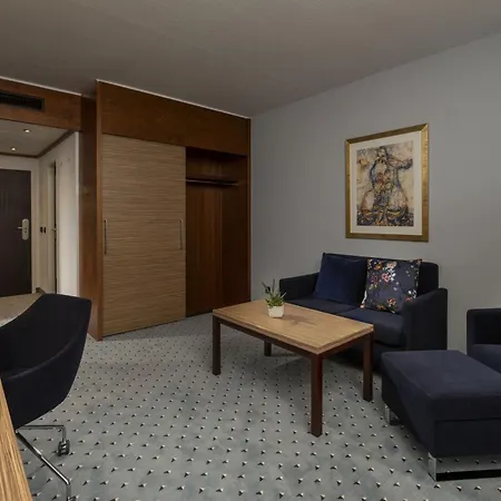 ホテル マリティム 4*