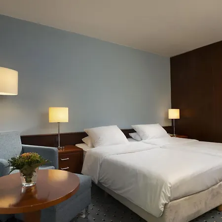 ホテル マリティム 4*